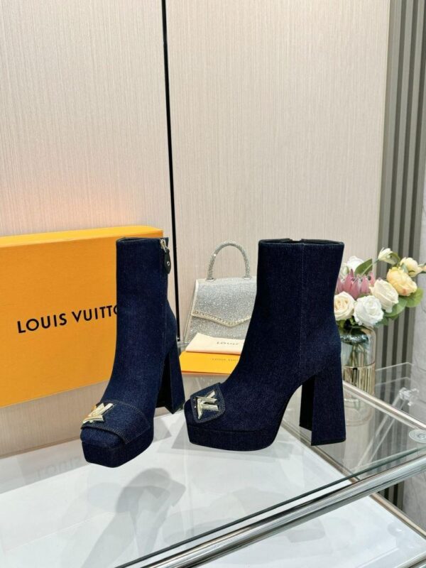 Boots 6045-3116 - Image 2