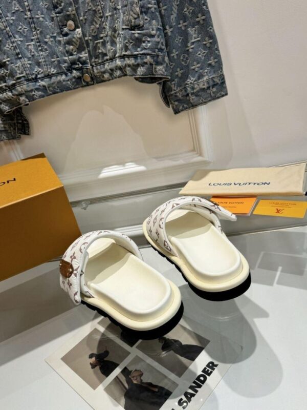 Slippers 6088-2772 - Image 3
