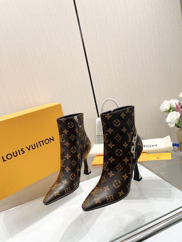Boots 6045-3104 - Image 3