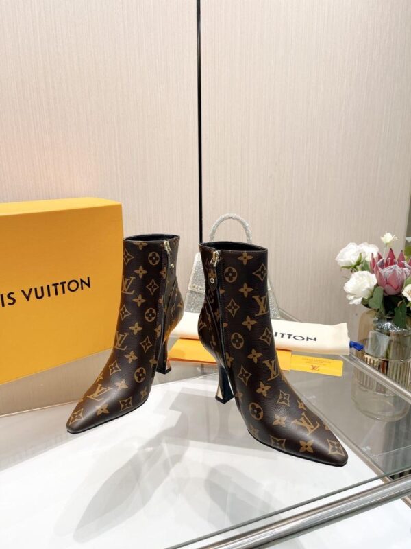 Boots 6045-3104 - Image 6