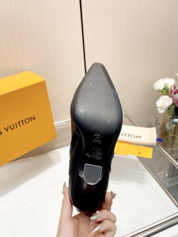 Boots 6045-3102 - Image 9