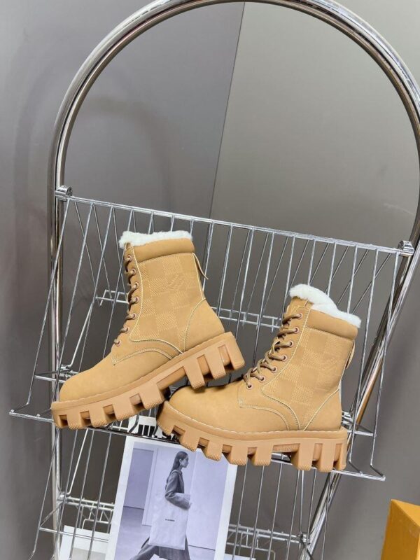 Boots 6047-2581 - Image 6