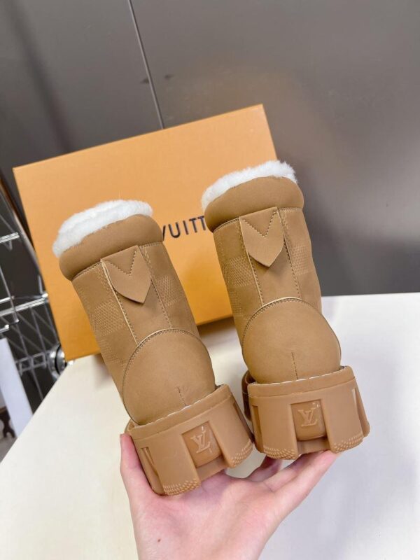 Boots 6047-2581 - Image 9