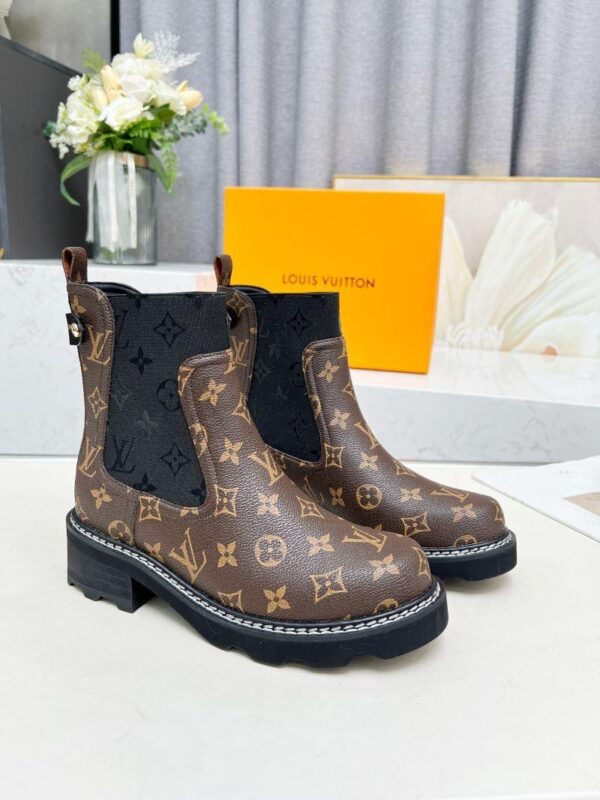 Boots 6047-2580 - Image 2