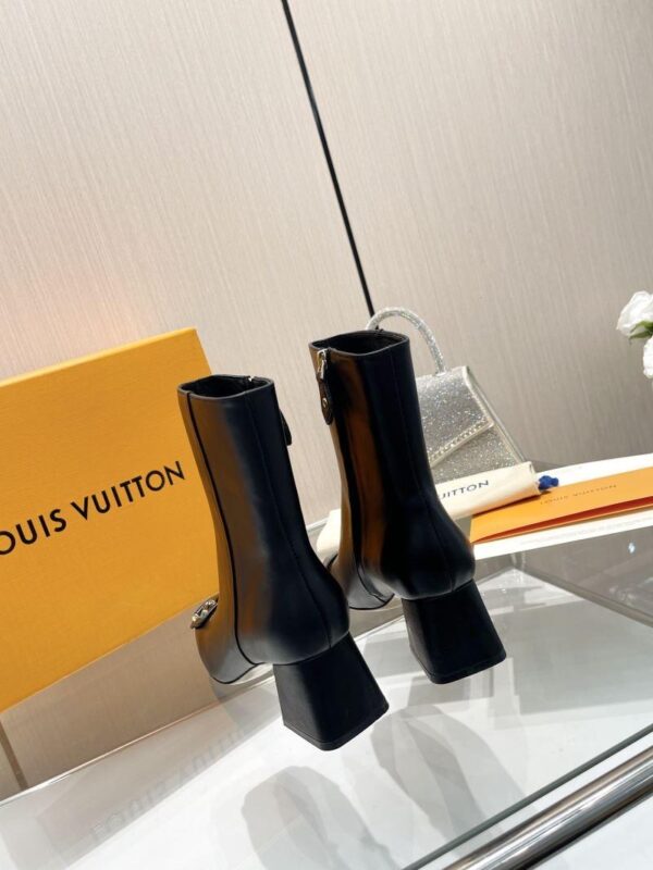Boots 6045-3097 - Image 2