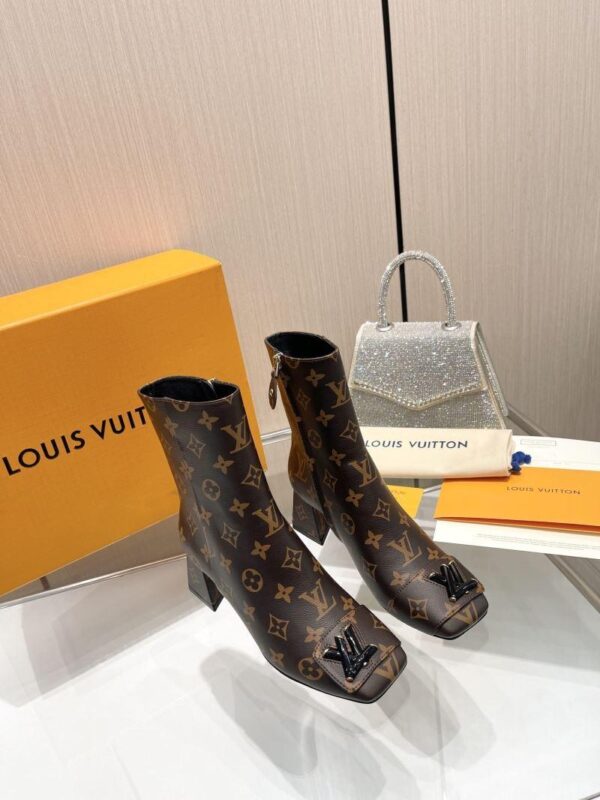 Boots 6045-3096 - Image 2