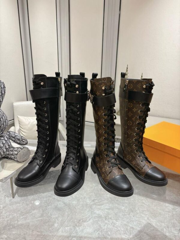 Boots 6047-2576