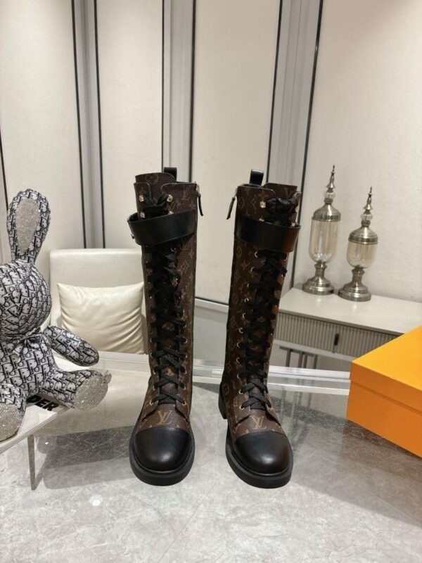 Boots 6047-2576 - Image 3