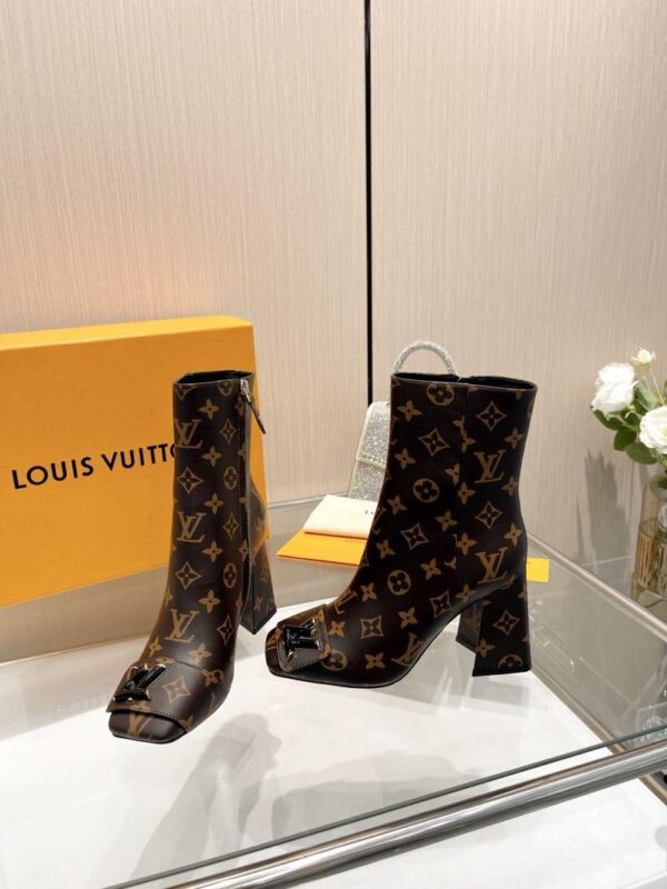 Boots 6045-3093 - Image 3