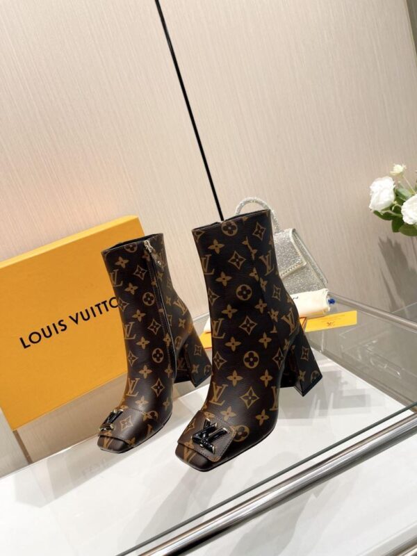Boots 6045-3093 - Image 4