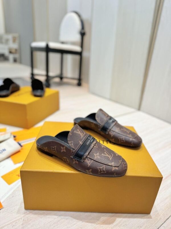 Slippers 6088-2697
