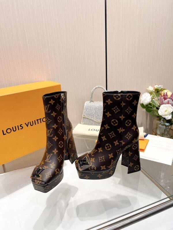 Boots 6045-3085 - Image 2