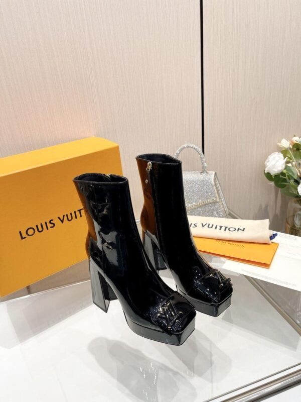Boots 6045-3084 - Image 2