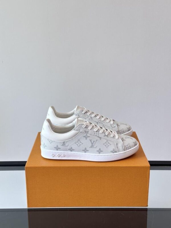 Low Shoes 6038-2449