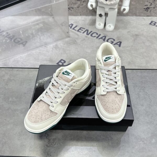x Nike Shoes 6080-2329 - Image 3