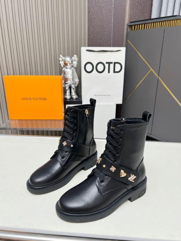 Boots 6047-2570 - Image 9