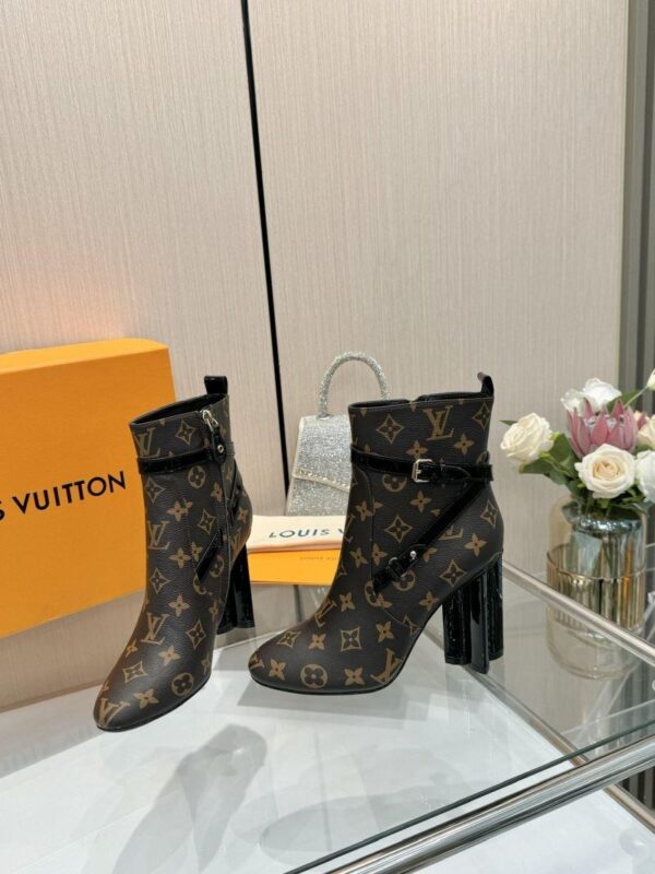 Boots 6045-3077 - Image 3