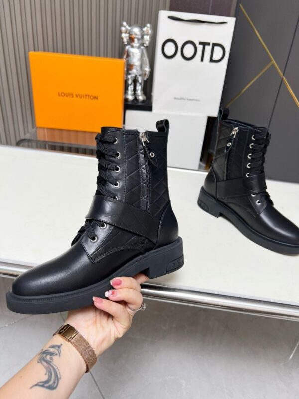 Boots 6047-2568 - Image 4