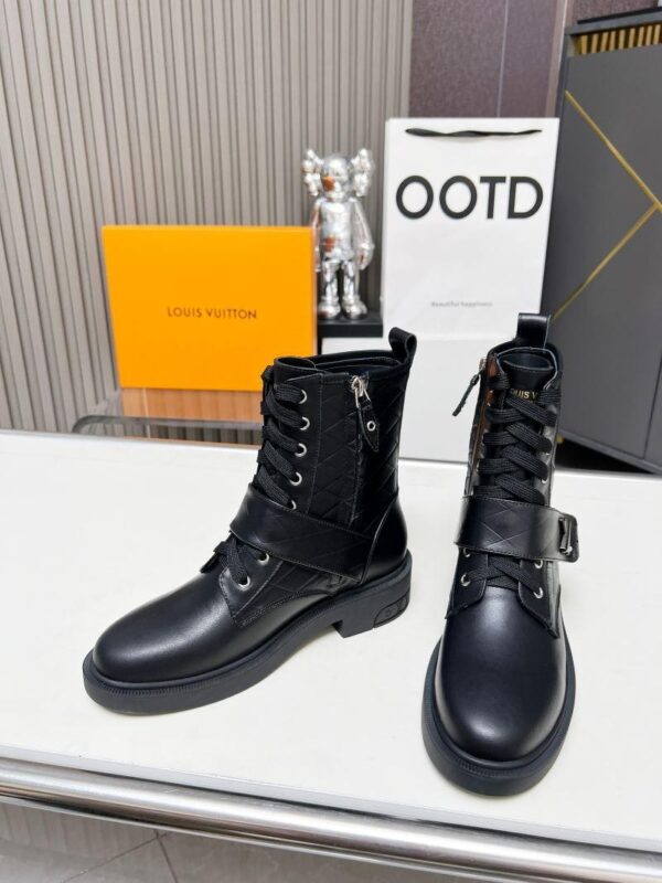 Boots 6047-2568 - Image 9