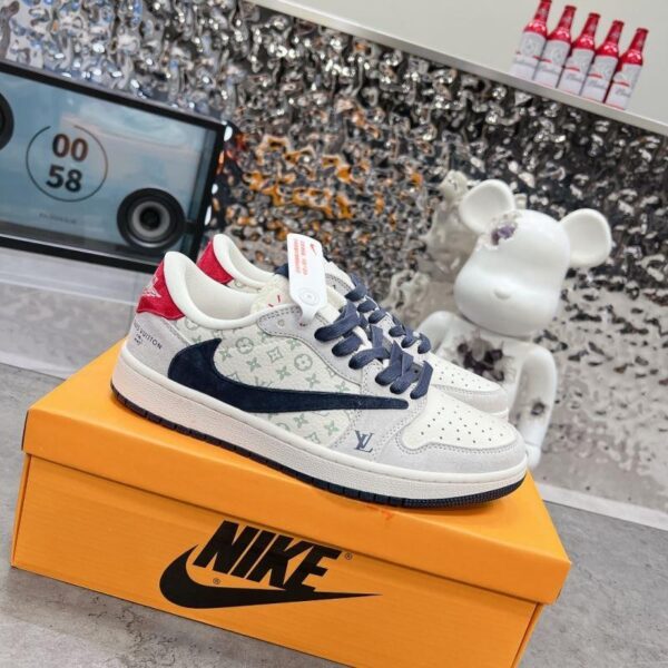 x Nike Shoes 6080-2325 - Image 2
