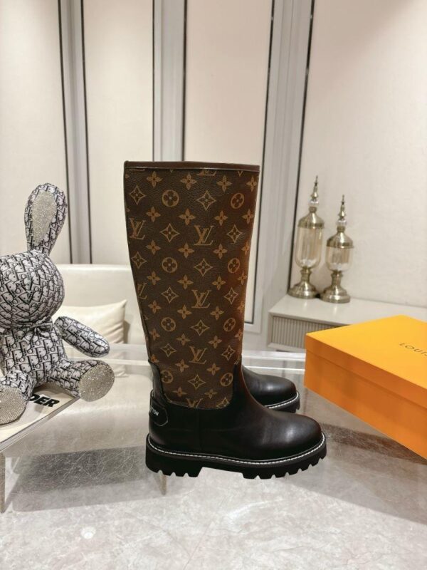 Boots 6047-2565