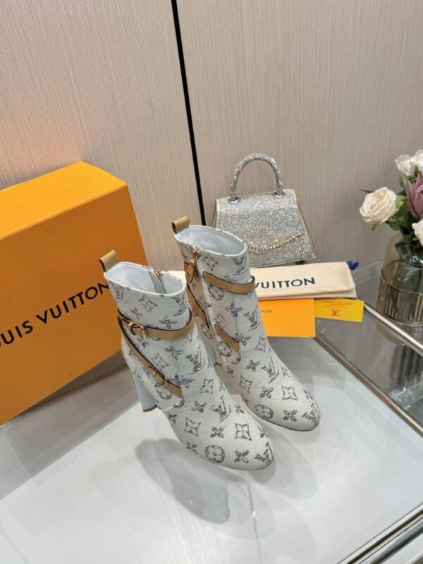 Boots 6045-3074 - Image 9