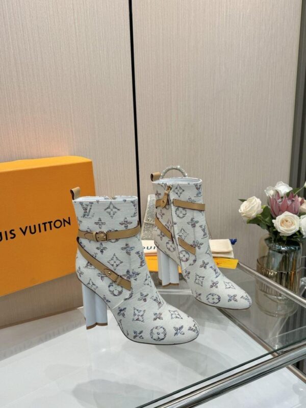 Boots 6045-3074 - Image 10