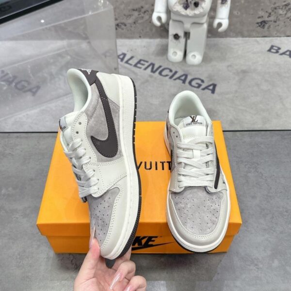 x Nike Shoes 6080-2323 - Image 3