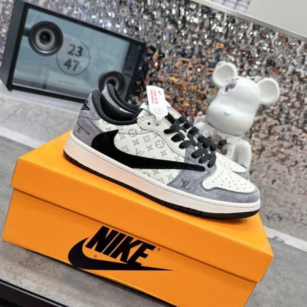 x Nike Shoes 6080-2322 - Image 2