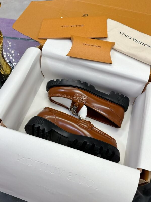 Business Shoes 6089-0813