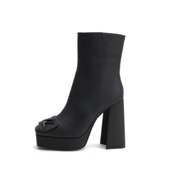 Boots 6045-3070