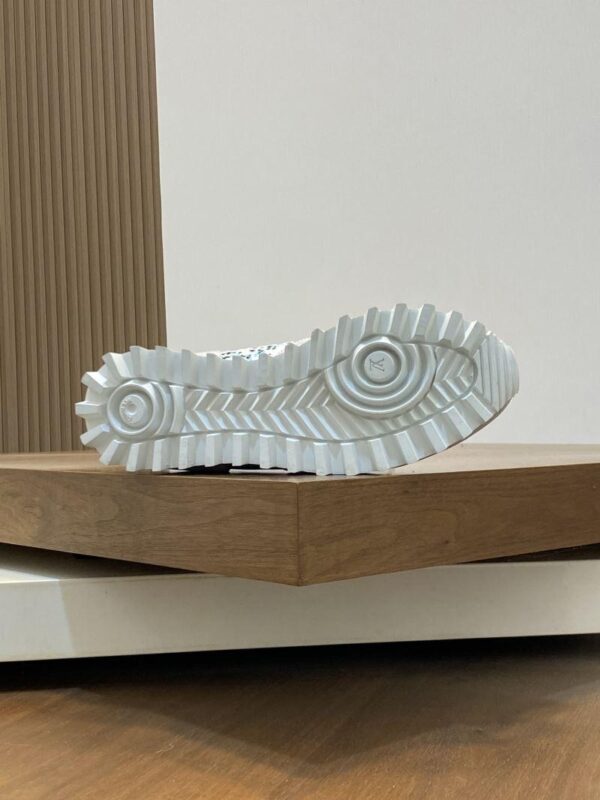 Run Away Sneaker 6038-2998 - Image 9