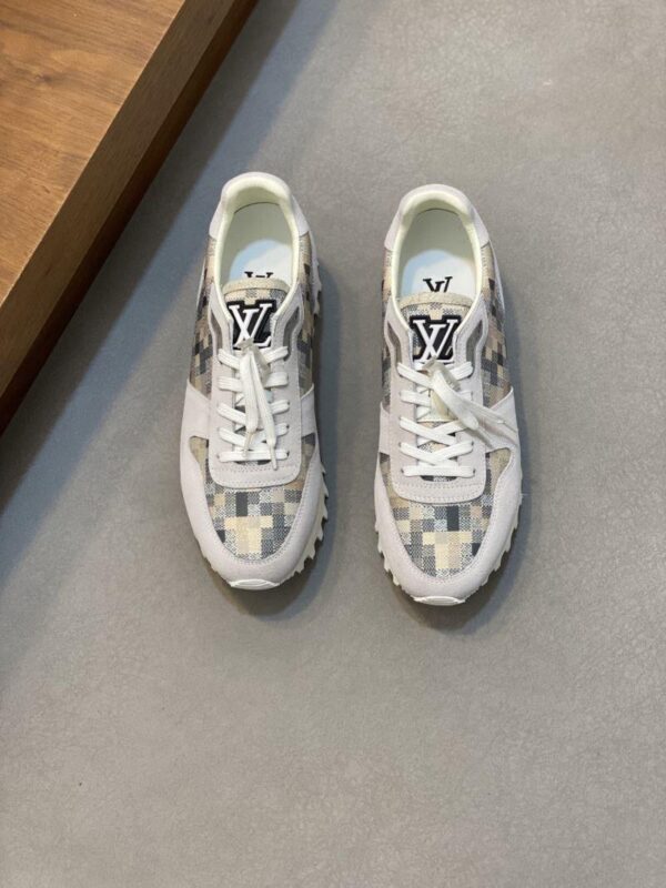 Run Away Sneaker 6038-2997