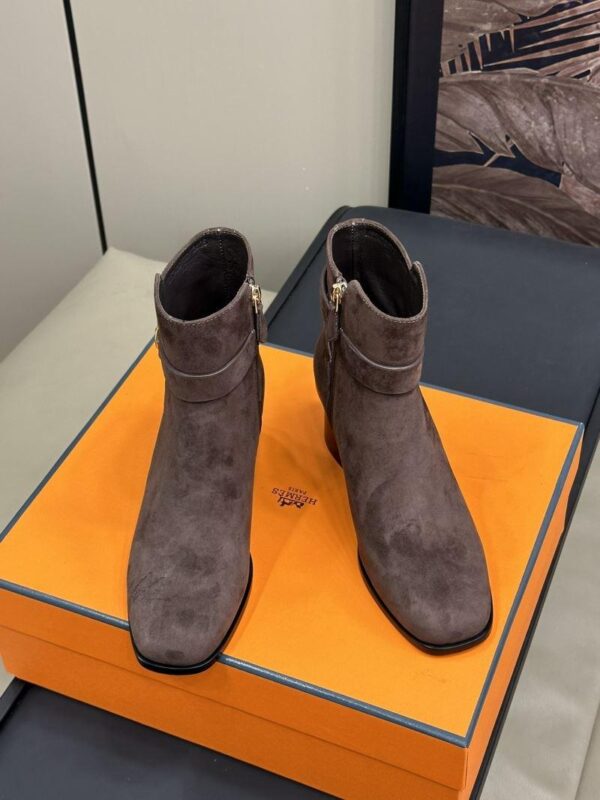 Boots 6047-2546 - Image 2