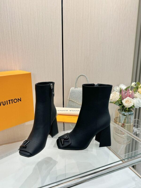 Boots 6045-3068 - Image 3