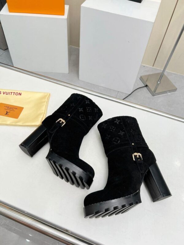 Boots 6045-3062 - Image 2