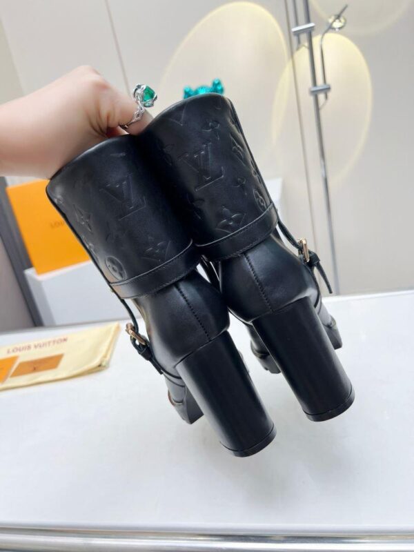 Boots 6045-3061 - Image 9
