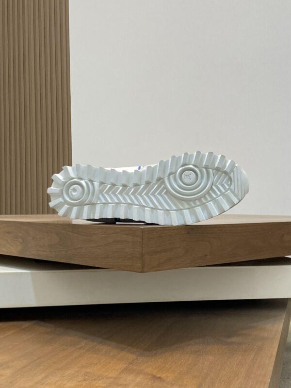 Run Away Sneaker 6038-2993 - Image 9