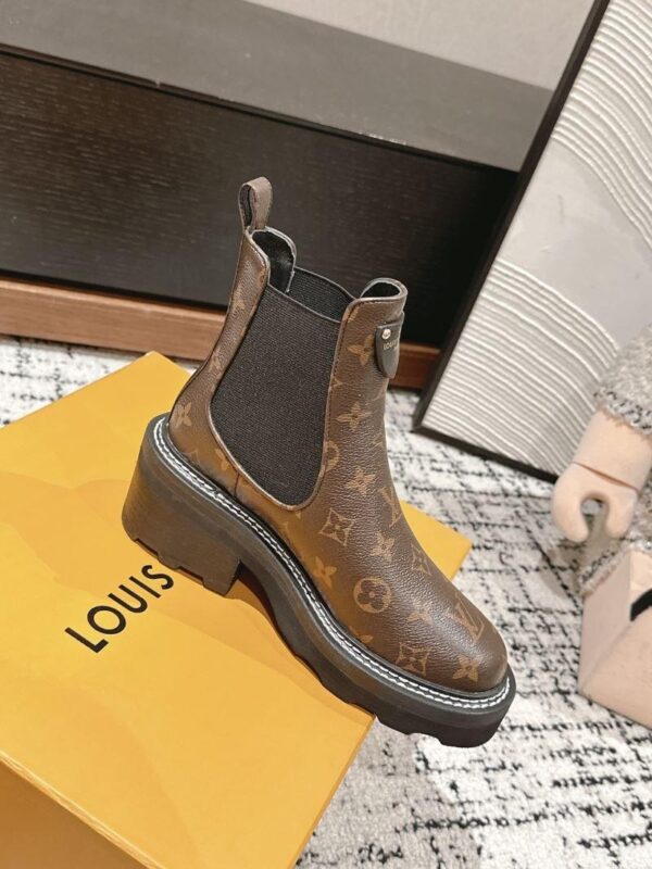 Boots 6047-2493 - Image 5