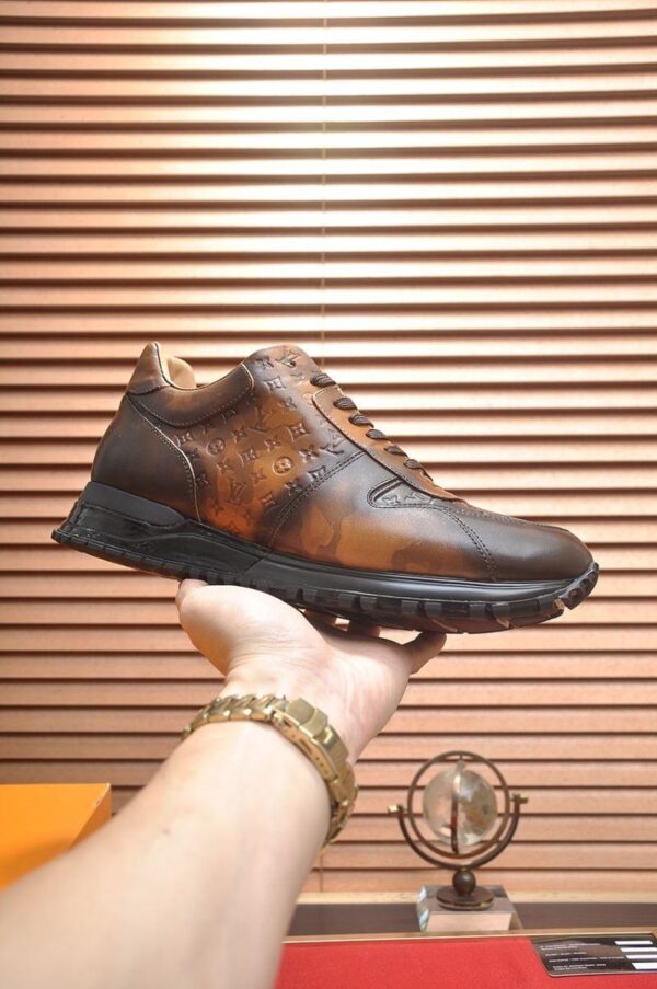 Run Away Sneaker 6038-2964