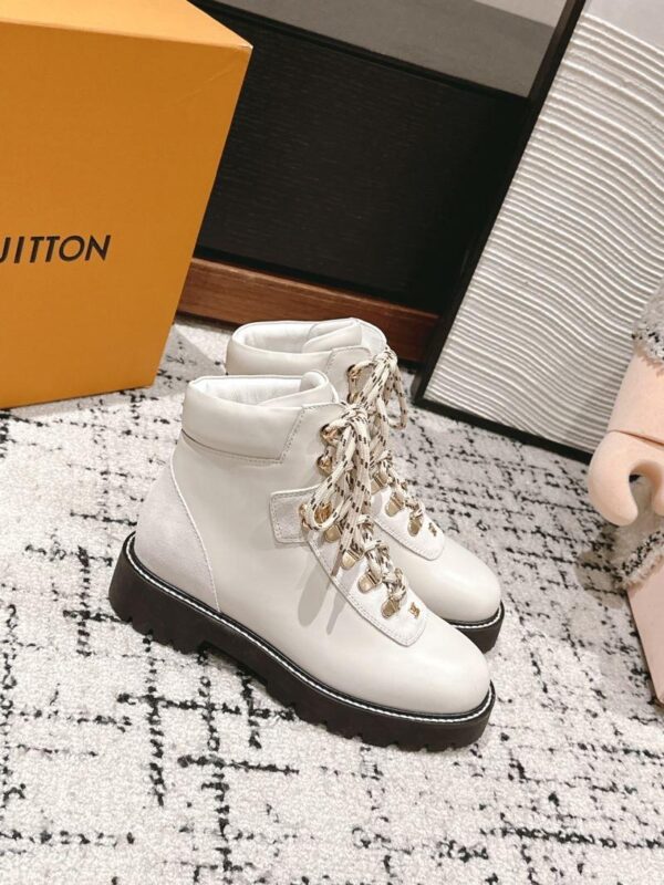 Boots 6047-2459 - Image 2