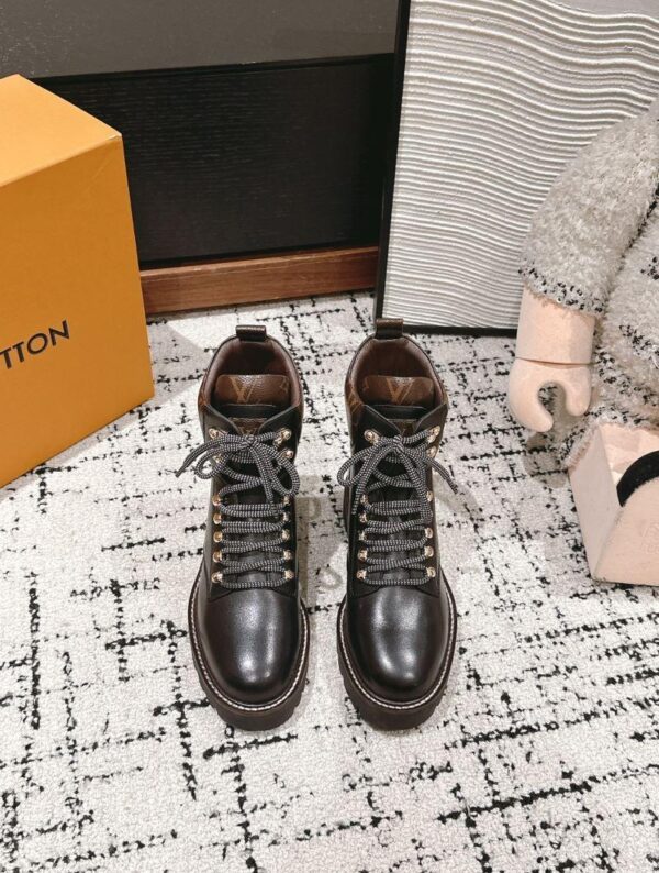 Boots 6047-2458