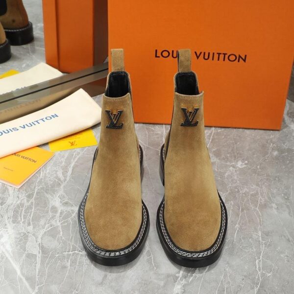 Boots 6045-3055