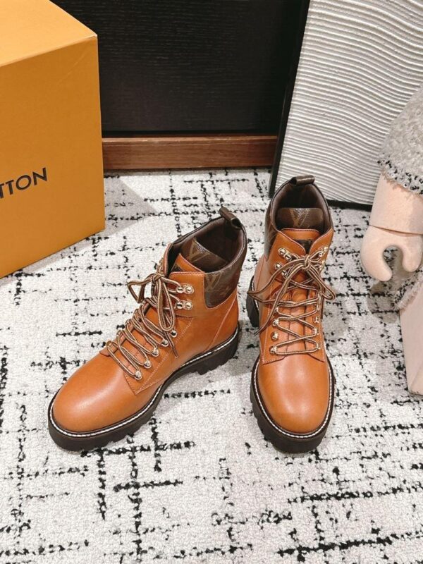 Boots 6047-2457 - Image 3