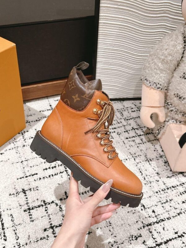 Boots 6047-2457 - Image 5