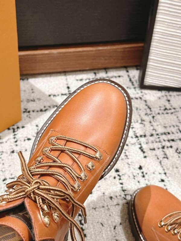 Boots 6047-2457 - Image 6