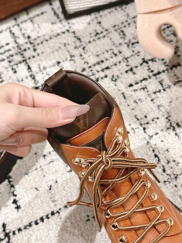 Boots 6047-2457 - Image 7