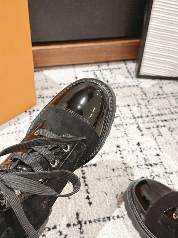 Boots 6047-2456 - Image 6