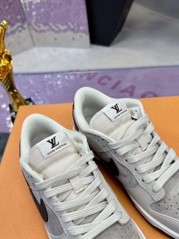 x Nike Shoes 6045-3379 - Image 8