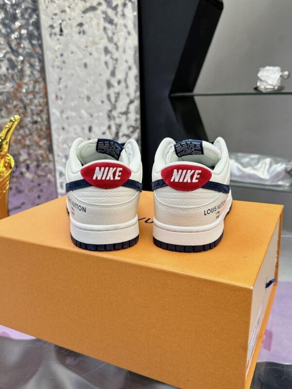 x Nike Shoes 6045-3378 - Image 8